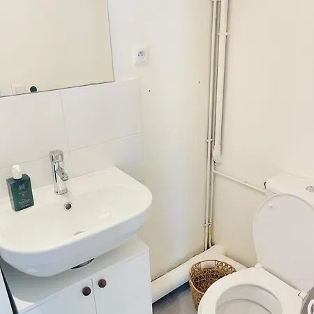 Stylish Private - 10 Min To Centre Apartment Clichy